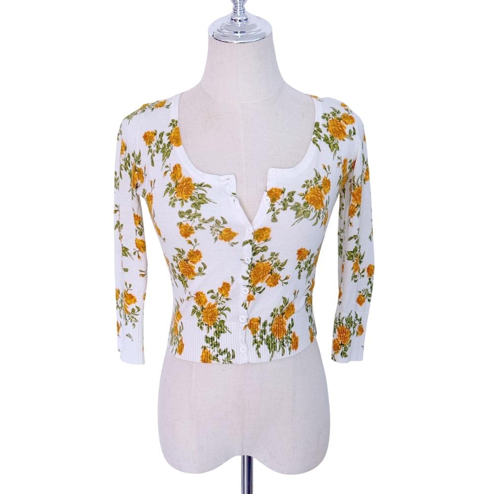 XXI Forever 21 Yellow Rose Floral Shrunken Cardigan White Size Small Cotton